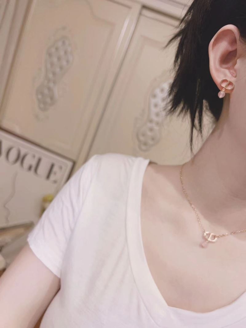 chr1st1an D10r bracelets